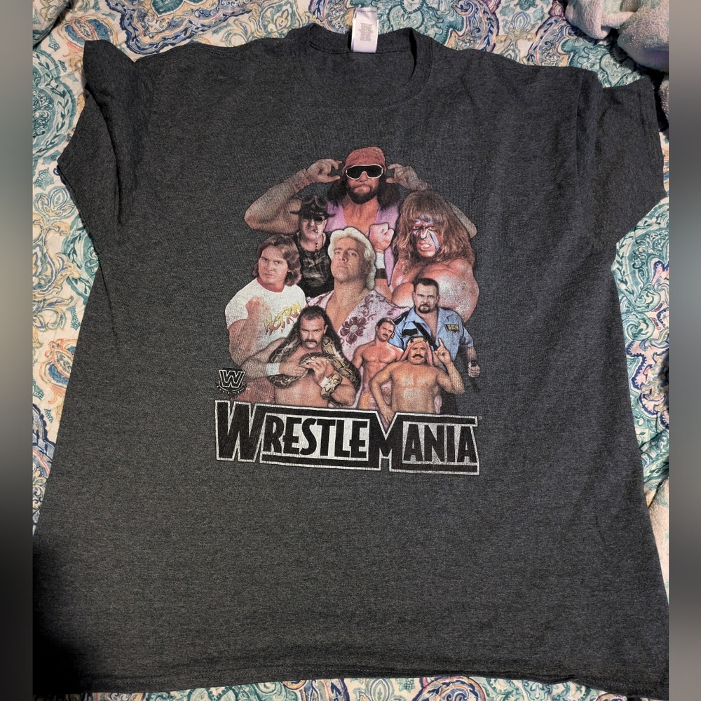 Official WWE XL WrestleMania Gray Shirt 2016